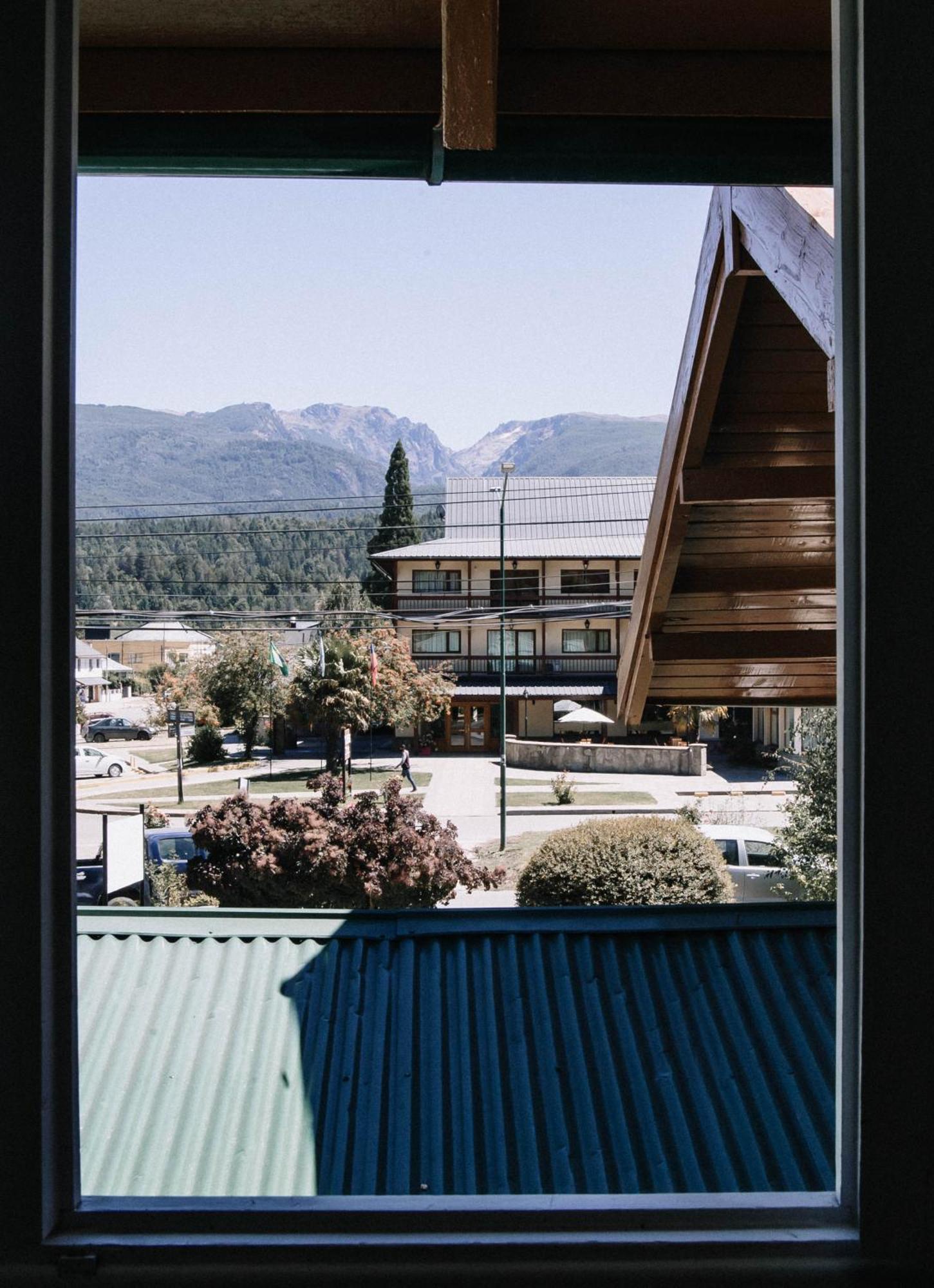 Aires Patagónicos El Bolsón Exterior foto
